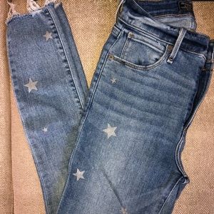 Barely worn light wash star jeans!